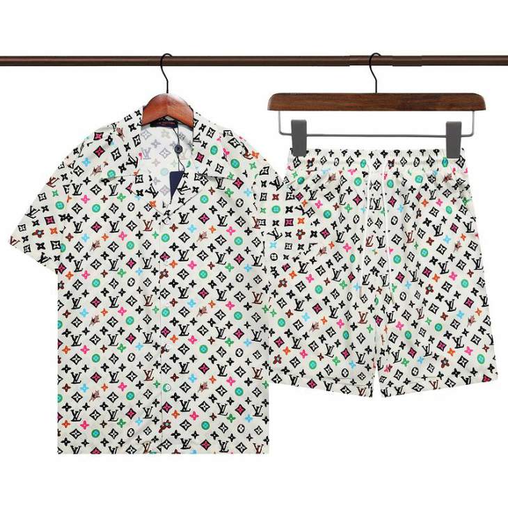 Picture of LV Shirt Pant Suits _SKULVM-3XLystrQ28223344